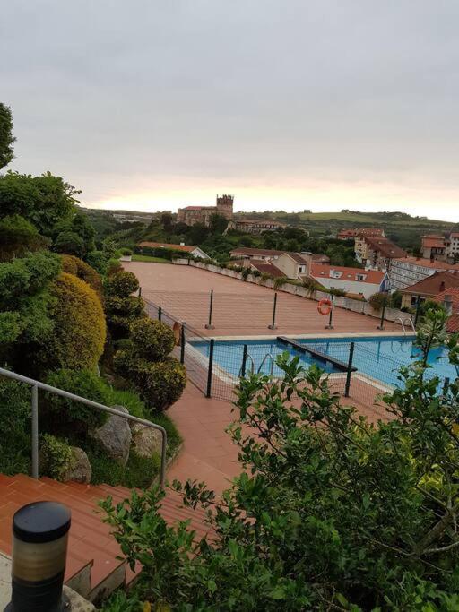 Appartement Terraza Y Piscina Con Vistas Espectaculares Al Mar Parking Cubierto à San Vicente De La Barquera Extérieur photo