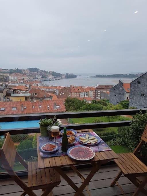 Appartement Terraza Y Piscina Con Vistas Espectaculares Al Mar Parking Cubierto à San Vicente De La Barquera Extérieur photo